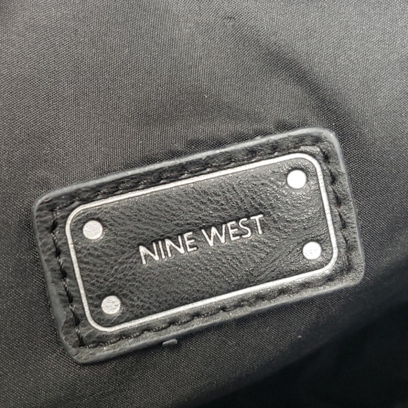 NWT Nine West Tassel Times Black Silver Crossbody - Picture 11 of 16